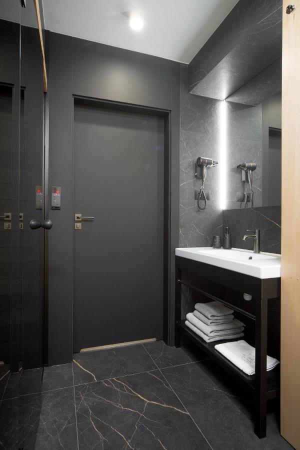 Jacuzzi Apartment Main Square Краков Экстерьер фото